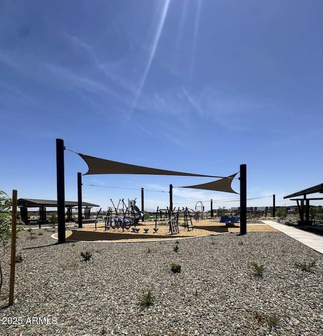 15509 W Corte Del Sol Este, Waddell, AZ 85355 - view of yard