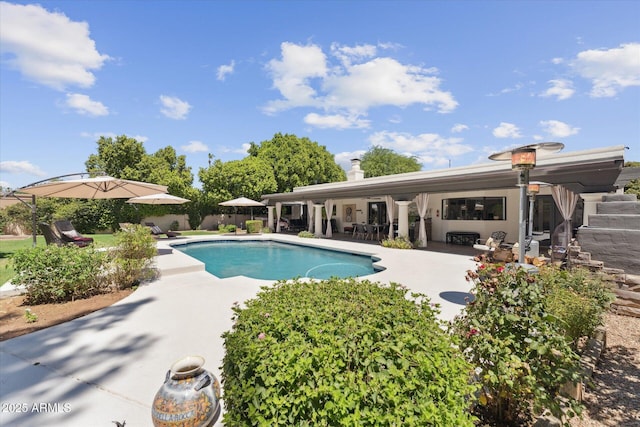 7835 E Cannon Dr, Scottsdale, AZ 85258 - outdoor pool featuring a patio area