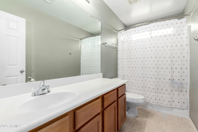 45 S 238th Dr, Buckeye, AZ 85396 - full bath with shower / bath combination with curtain, visible vents, vanity, and toilet