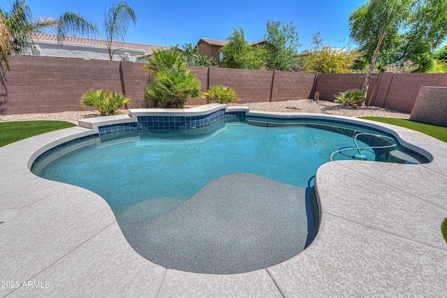 2514 E Grand Canyon Dr, Chandler, AZ 85249 - view of swimming pool with a fenced backyard