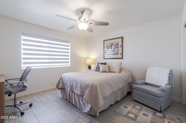 bedroom with ceiling fan