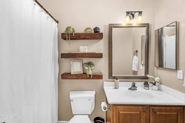 3859 N El Sereno St, Mesa, AZ 85207 - full bathroom featuring vanity, toilet, and curtained shower