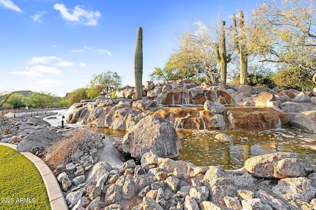 3859 N El Sereno St, Mesa, AZ 85207 - exterior view of a garden pond