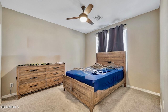 bedroom featuring carpet and ceiling fan