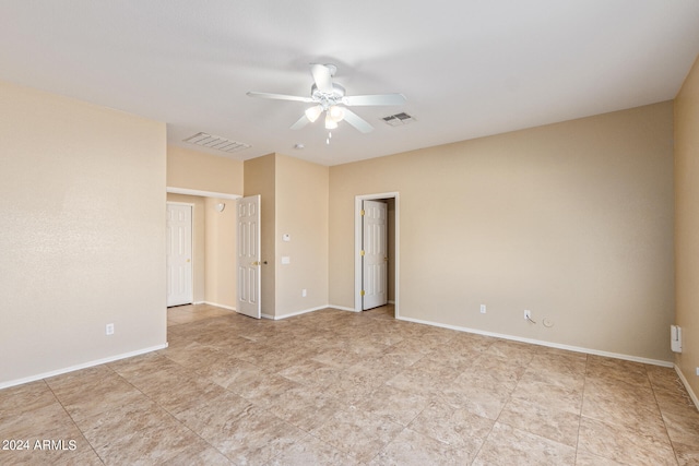 empty room with ceiling fan