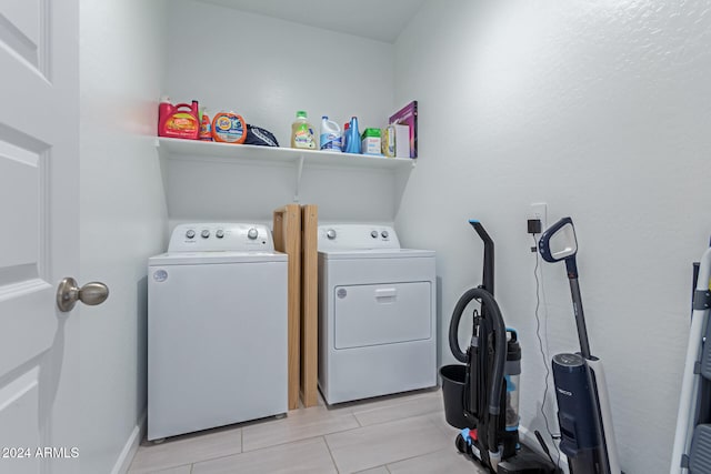 laundry room featuring washer and dryer