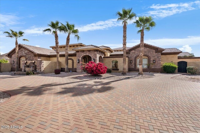 view of mediterranean / spanish-style home