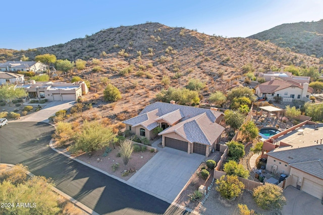 bird's eye view featuring a mountain view