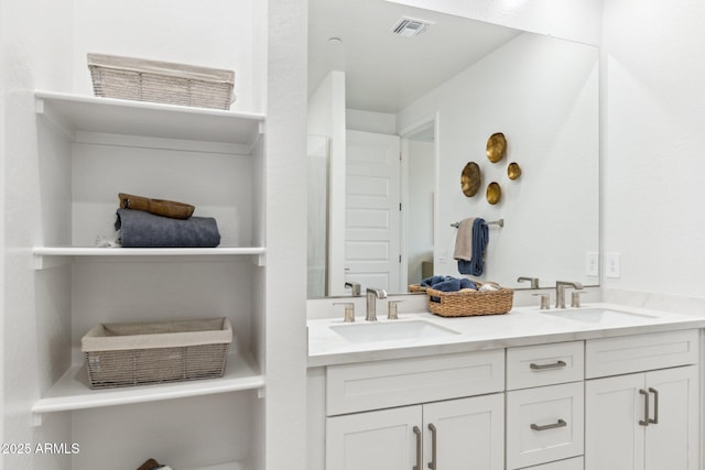 9815 S 11th St, Phoenix, AZ 85042 - full bath featuring double vanity