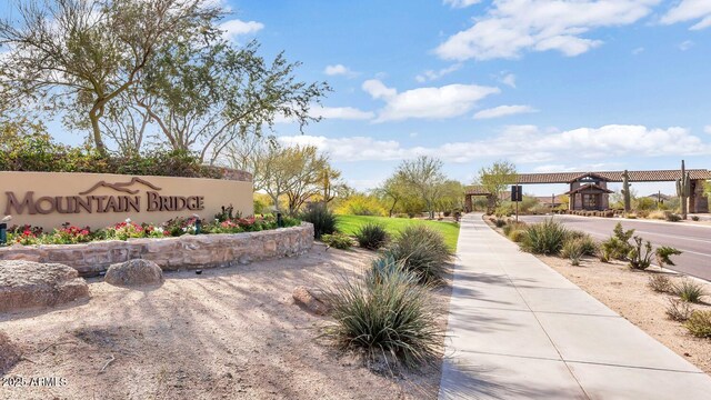 1847 N Red Clf, Mesa, AZ 85207