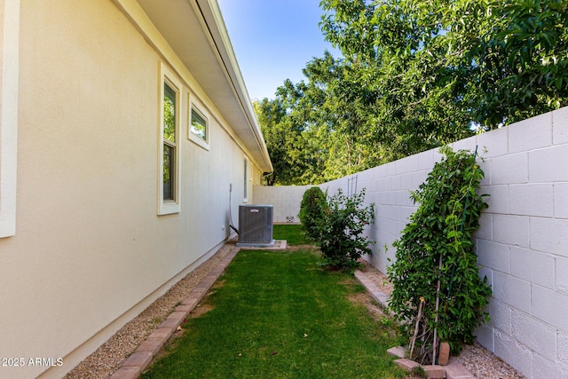 2879 E Austin Dr, Gilbert, AZ 85296 - view of yard featuring cooling unit