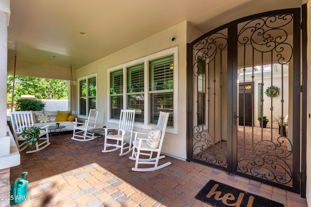 2879 E Austin Dr, Gilbert, AZ 85296 - view of patio with an outdoor hangout area