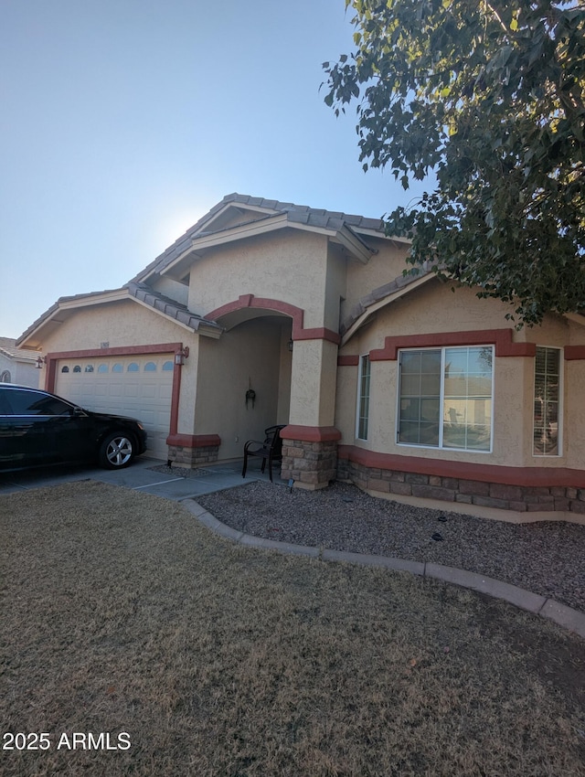 view of front of house featuring a garage