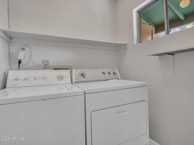 17838 N 45th Ave, Glendale, AZ 85308 - laundry room with washing machine and dryer and laundry area