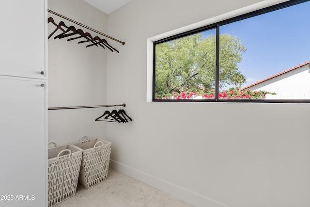 14401 N 60th Pl, Scottsdale, AZ 85254 - view of walk in closet