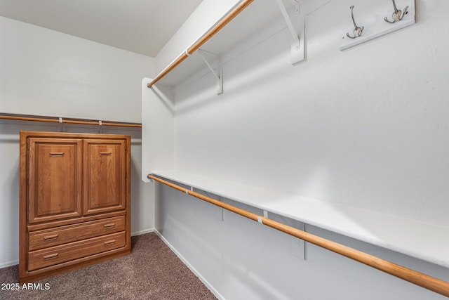 9952 W Jessie Ln, Peoria, AZ 85383 - walk in closet featuring dark carpet