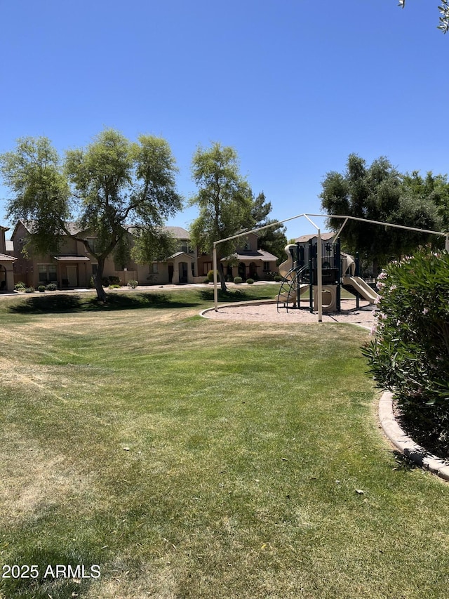 1968 E Emily Ln, Gilbert, AZ 85295 - view of yard with playground community