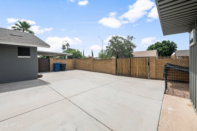 1408 N 62nd Pl, Mesa, AZ 85205 - view of patio / terrace featuring a gate