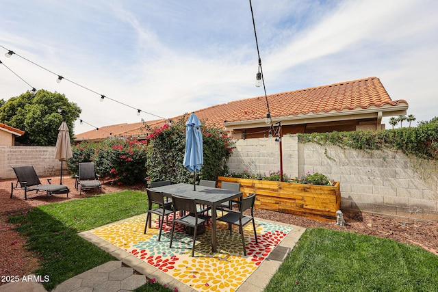7110 N 28th Dr, Phoenix, AZ 85051 - view of patio