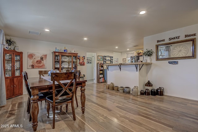 4090 N Cherri Lynn Dr, Pine, AZ 85544 - dining area with light wood-style flooring and recessed lighting