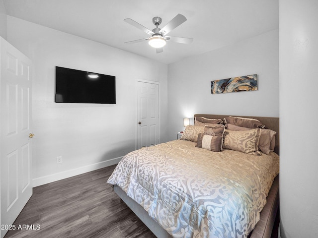 14000 N 94th St Unit 1008, Scottsdale, AZ 85260 - bedroom with ceiling fan, baseboards, and wood finished floors