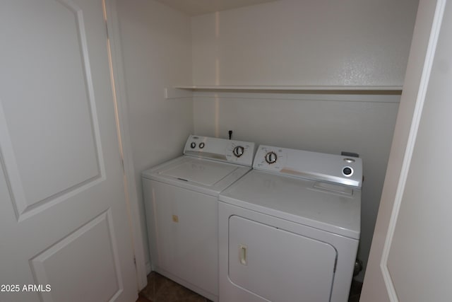 2025 E Campbell Ave Unit 120, Phoenix, AZ 85016 - laundry area featuring separate washer and dryer