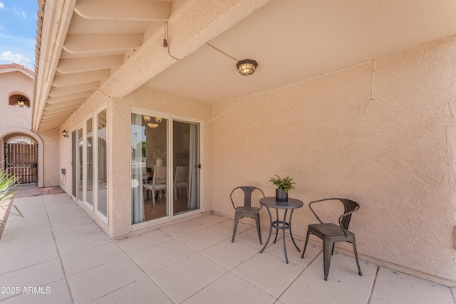 5822 W Abraham Ln, Glendale, AZ 85308 - view of patio / terrace