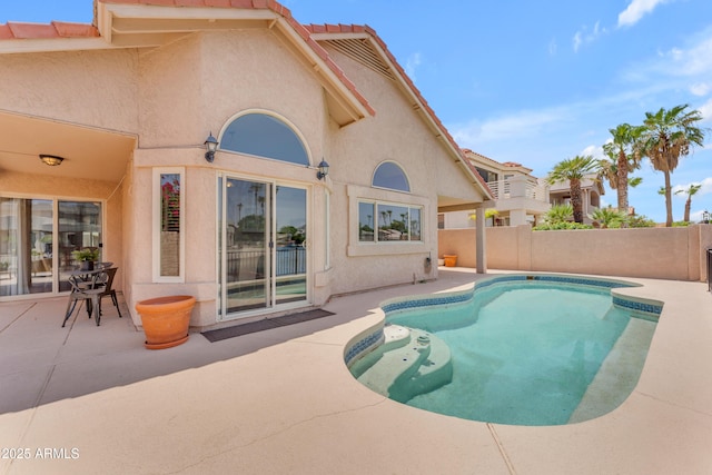 5822 W Abraham Ln, Glendale, AZ 85308 - view of swimming pool with a patio area and a fenced backyard