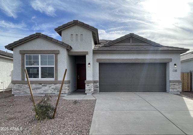 view of front facade with a garage