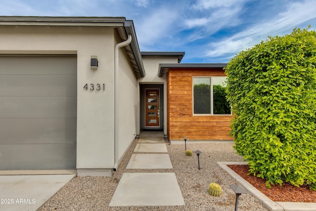 4331 N 19th Pl, Phoenix, AZ 85016 - view of exterior entry with stucco siding