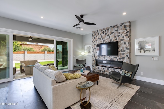 4331 N 19th Pl, Phoenix, AZ 85016 - tiled living room featuring recessed lighting, visible vents, baseboards, and ceiling fan