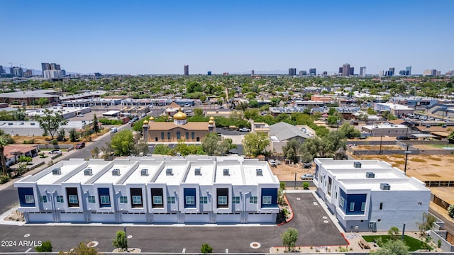 drone / aerial view with a view of city