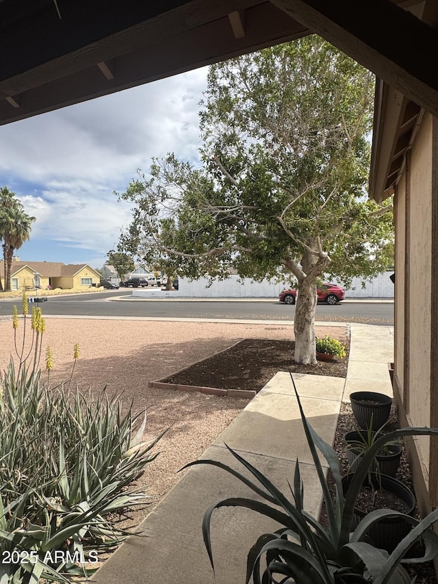 12512 N 85th Ave, Peoria, AZ 85381 - view of patio