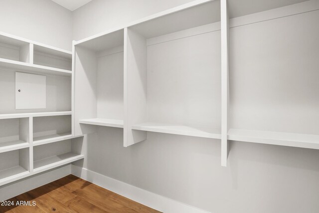 1804 E Senna Pt, Payson, AZ 85541 - walk in closet with wood finished floors