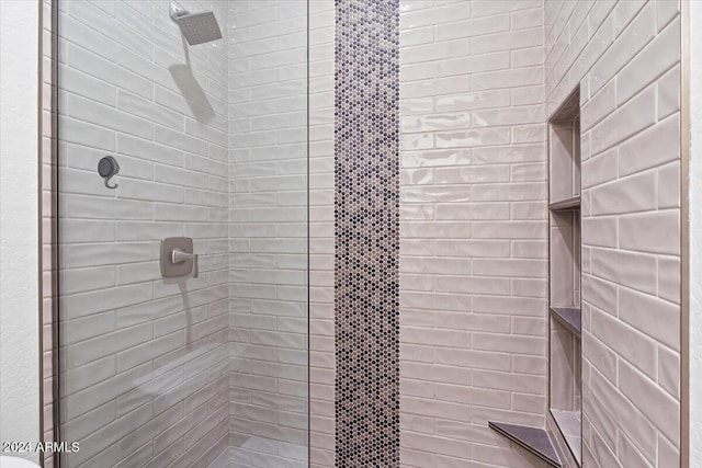 11856 W Lone Tree Trl, Peoria, AZ 85383 - full bathroom with tiled shower