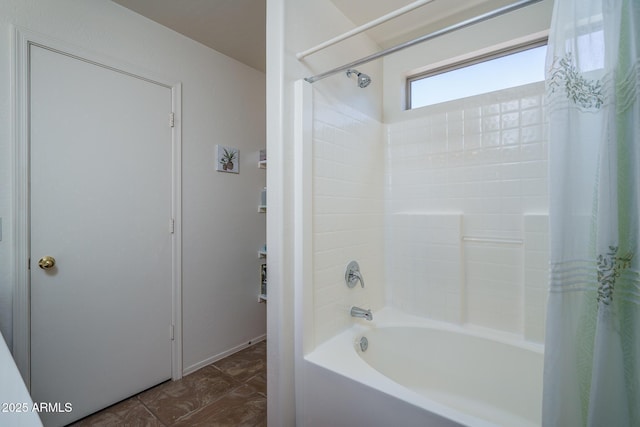 10618 W Pima St, Tolleson, AZ 85353 - full bath featuring shower / tub combo