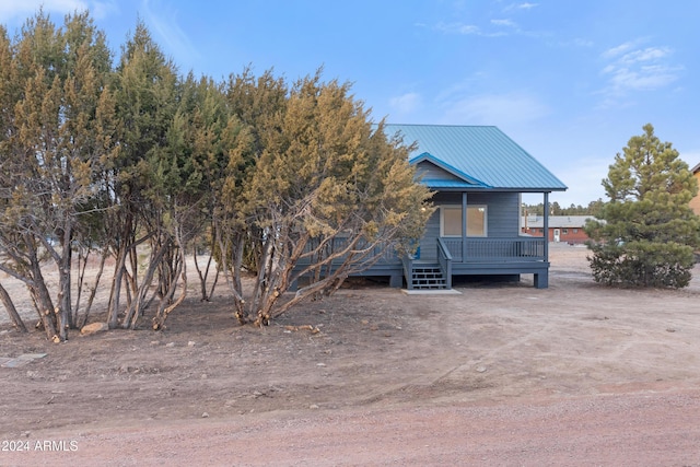 view of front facade featuring covered porch