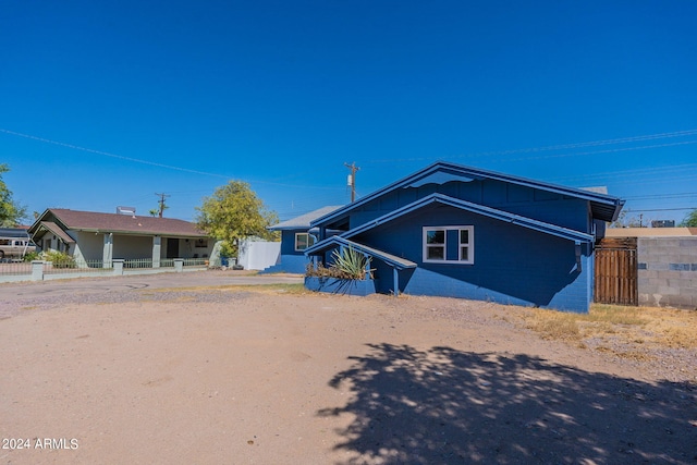 3115 N 55th Ave, Phoenix, AZ 85031 - view of front of home