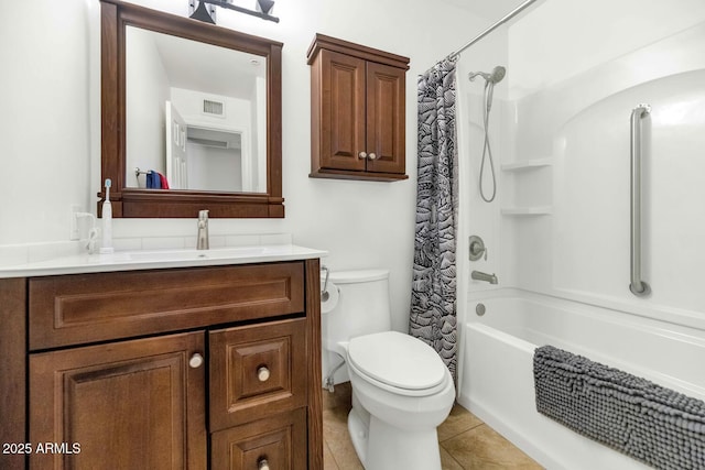 8140 E Mitchell Dr, Scottsdale, AZ 85251 - bathroom featuring vanity, shower / tub combo, and tile patterned floors