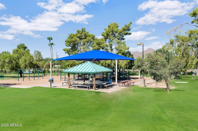 8140 E Mitchell Dr, Scottsdale, AZ 85251 - view of home's community featuring a gazebo and a yard