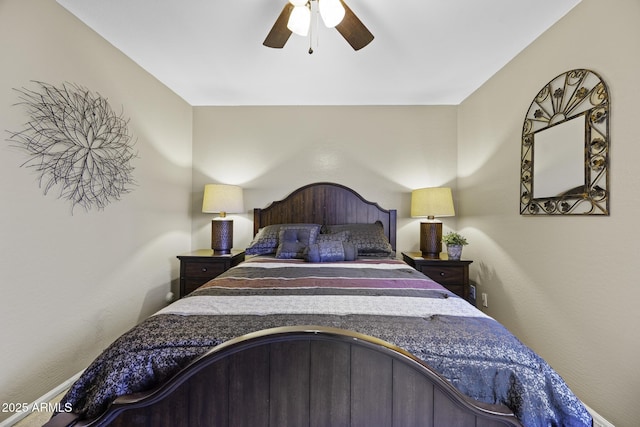 bedroom featuring a ceiling fan
