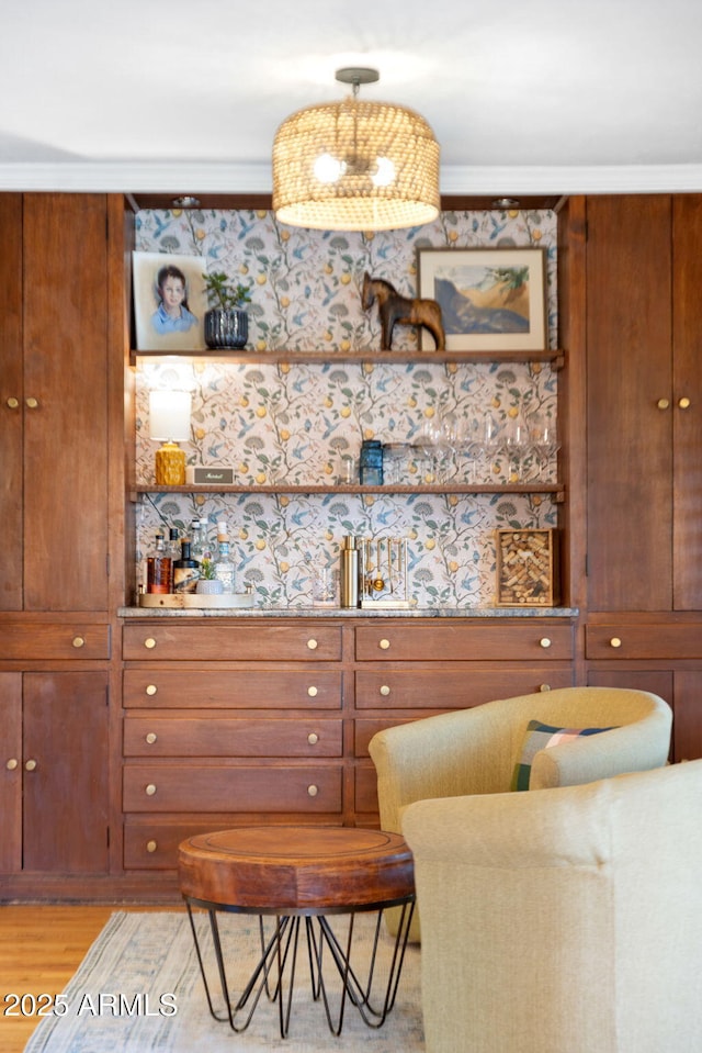 543 S Hassayampa Dr, Prescott, AZ 86303 - living area with light wood-type flooring and bar area
