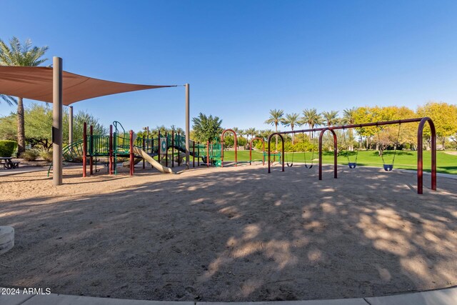 12832 W Pinnacle Vista Dr, Peoria, AZ 85383 - view of community play area
