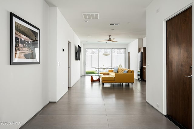7646 E Catalina Dr, Scottsdale, AZ 85251 - hallway with visible vents
