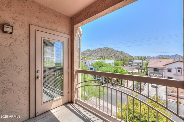 9820 N Central Ave Unit 212, Phoenix, AZ 85020 - balcony with a mountain view and a residential view