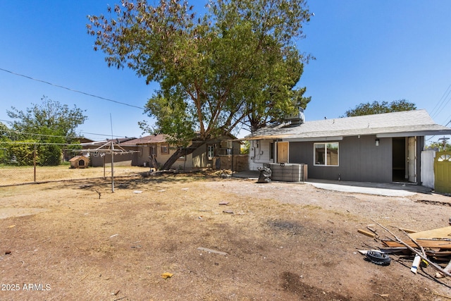 4048 W Granada Rd, Phoenix, AZ 85035 - back of property featuring a patio area
