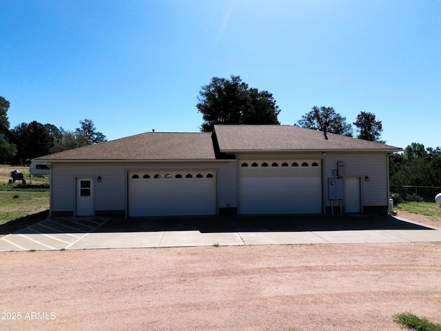 889 E Dealers Choice Ln, Payson, AZ 85541 - view of front of house with an attached garage and driveway