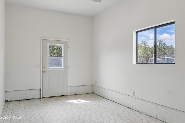889 E Dealers Choice Ln, Payson, AZ 85541 - empty room with tile patterned floors and visible vents