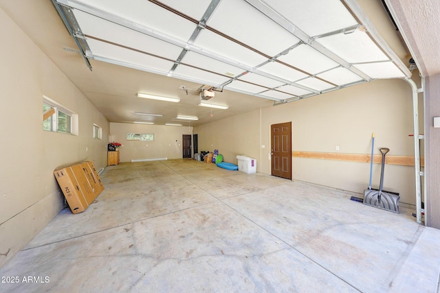 17425 Sequoia Dr, Munds Park, AZ 86017 - garage featuring a garage door opener