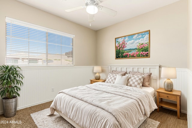 bedroom featuring ceiling fan